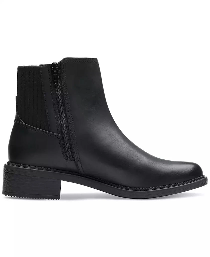 商品Clarks|Women's Maye Palm Pull-On Chelsea Booties,价格¥219,第2张图片详细描述