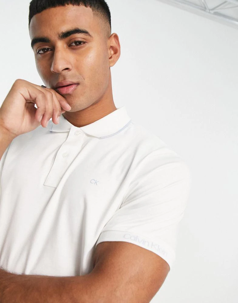 商品Calvin Klein|Calvin Klein logo jacquard polo shirt in white,价格¥464,第3张图片详细描述