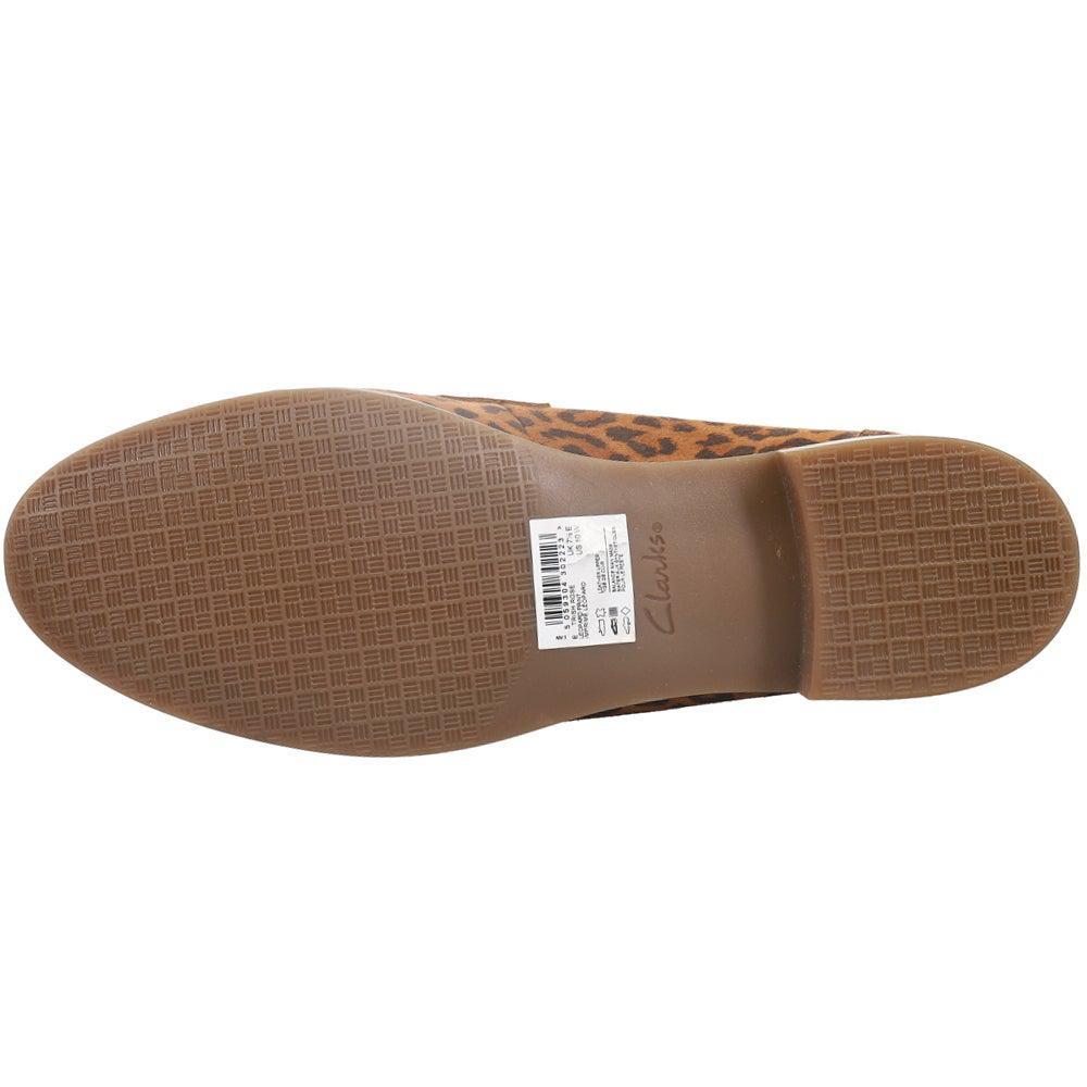 商品Clarks|Trish Rose Cheetah Loafers,价格¥259,第7张图片详细描述