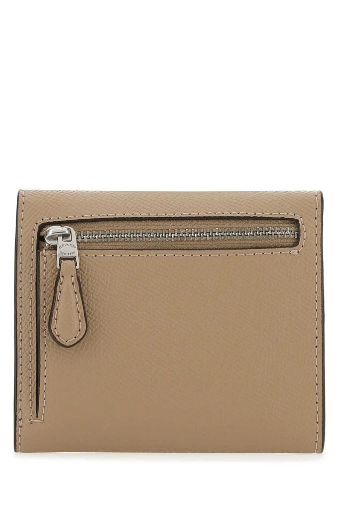 商品Coach|Coach Wyn Logo Plaque Small Wallet,价格¥839,第2张图片详细描述