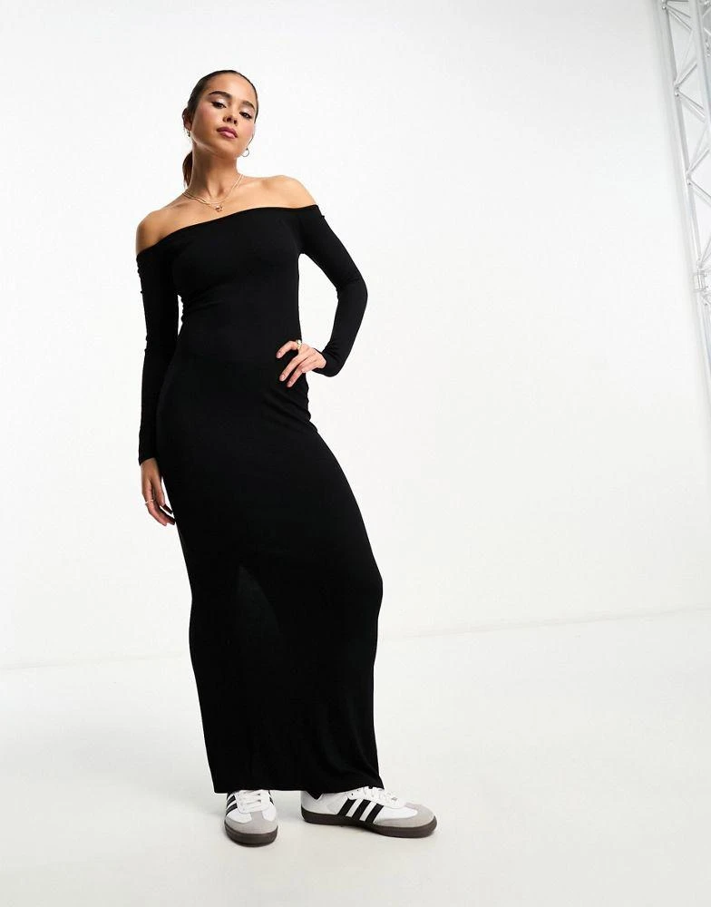 商品Bershka|Bershka off the shoulder long sleeve shaping maxi dress in black,价格¥213,第4张图片详细描述