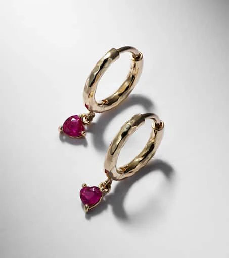 商品Octavia Elizabeth|Charmed Micro Gabby 18kt gold hoop earrings with ruby,价格¥13046,第5张图片详细描述