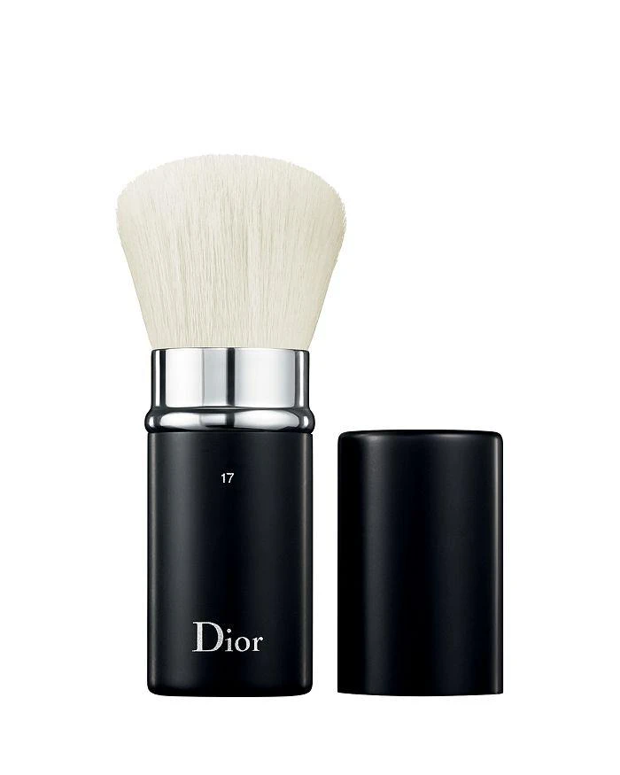 商品Dior|Backstage Retractable Kabuki Brush n°17,价格¥446,第1张图片