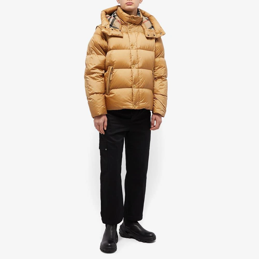 Burberry Leeds Down Jacket 商品