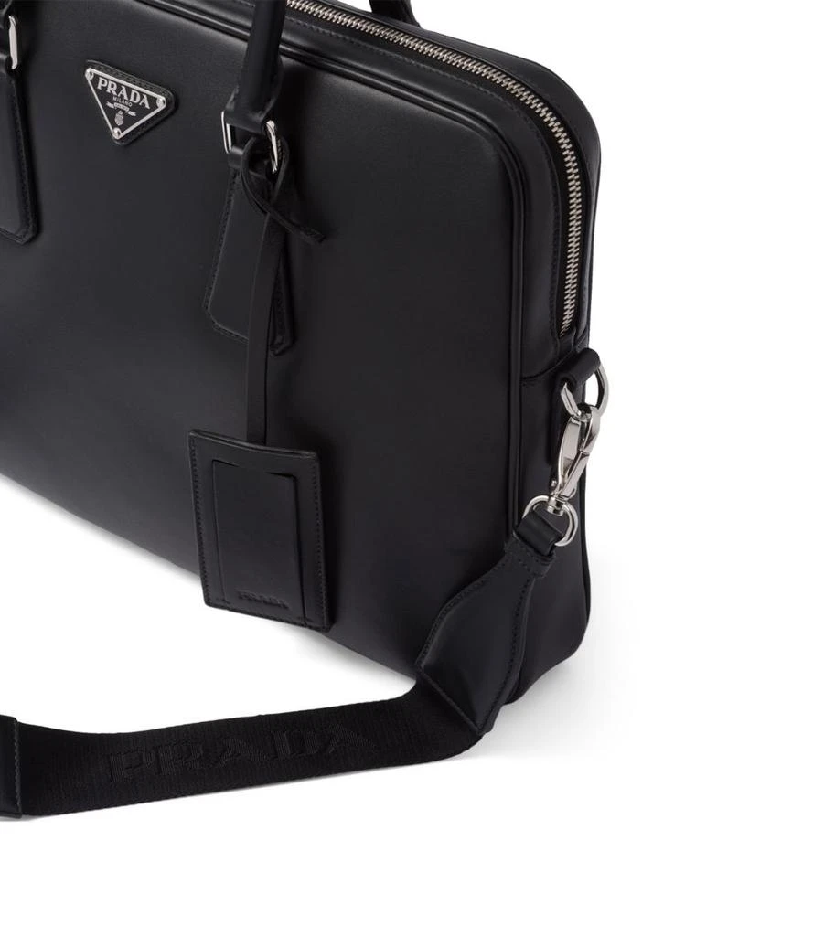 Leather Triangle Briefcase 商品