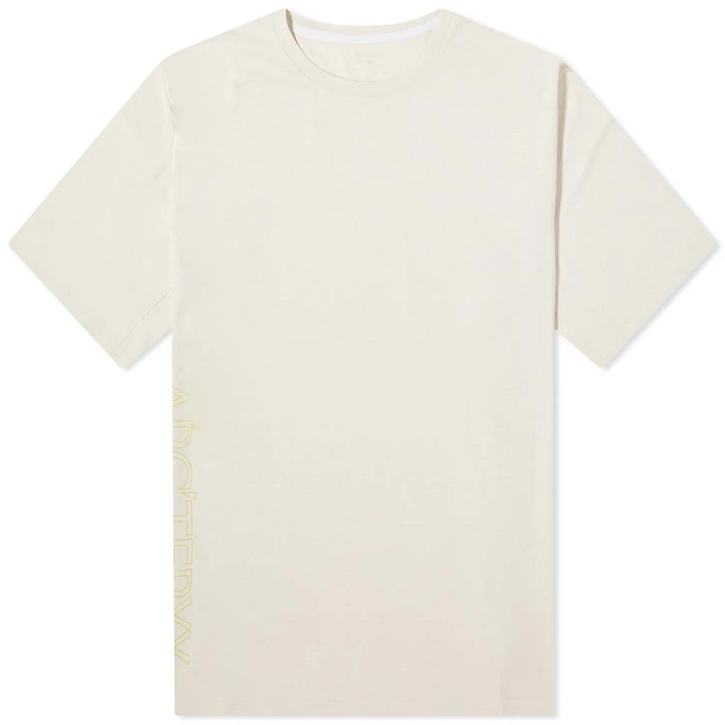 商品Arc'teryx|Arc'teryx Cormac Downword T-Shirt,价格¥481,第1张图片