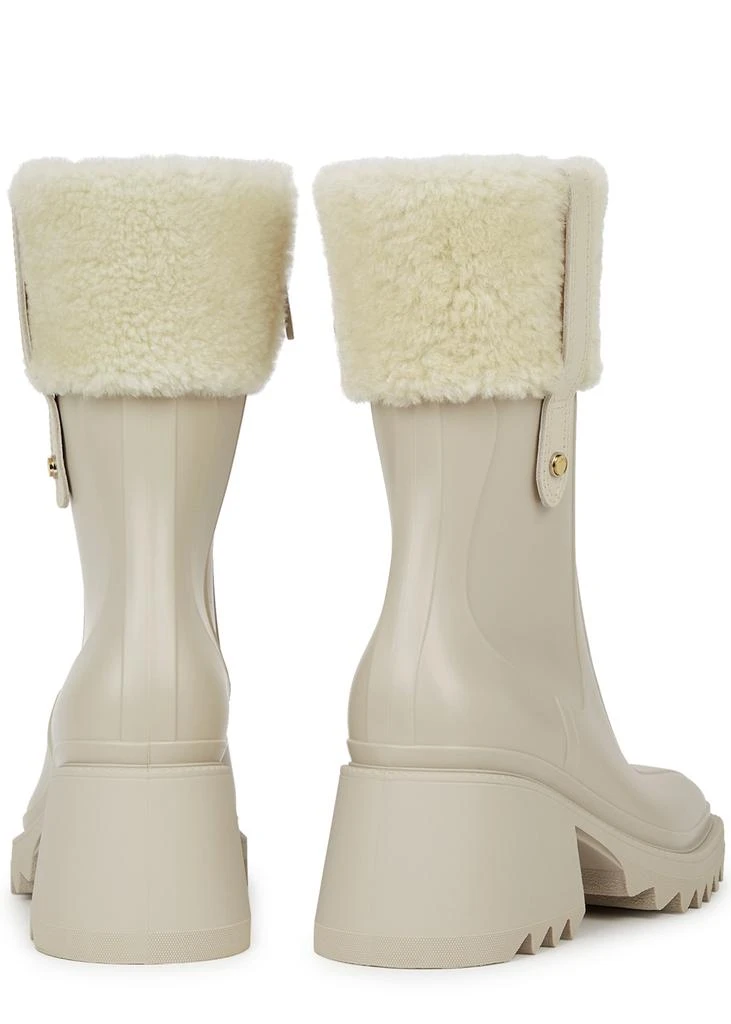 商品Chloé|Betty 75 shearling-trimmed PVC ankle boots,价格¥2220,第3张图片详细描述