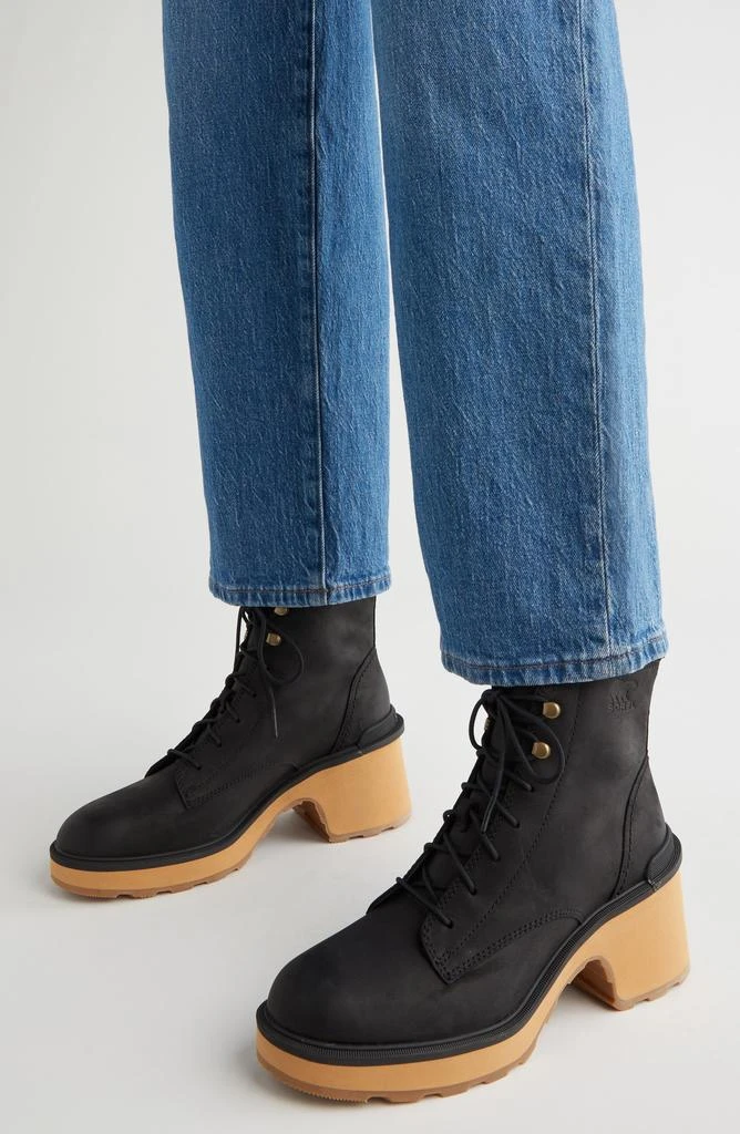 Hi-Line Waterproof Lace-Up Boot 商品