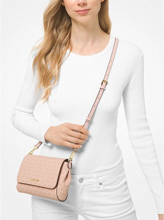 商品Michael Kors|Medium Logo Convertible Crossbody Bag,价格¥531,第4张图片详细描述