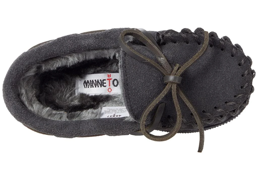 商品Minnetonka|Pile Lined Hardsole (Toddler/Little Kid/Big Kid),价格¥179,第2张图片详细描述