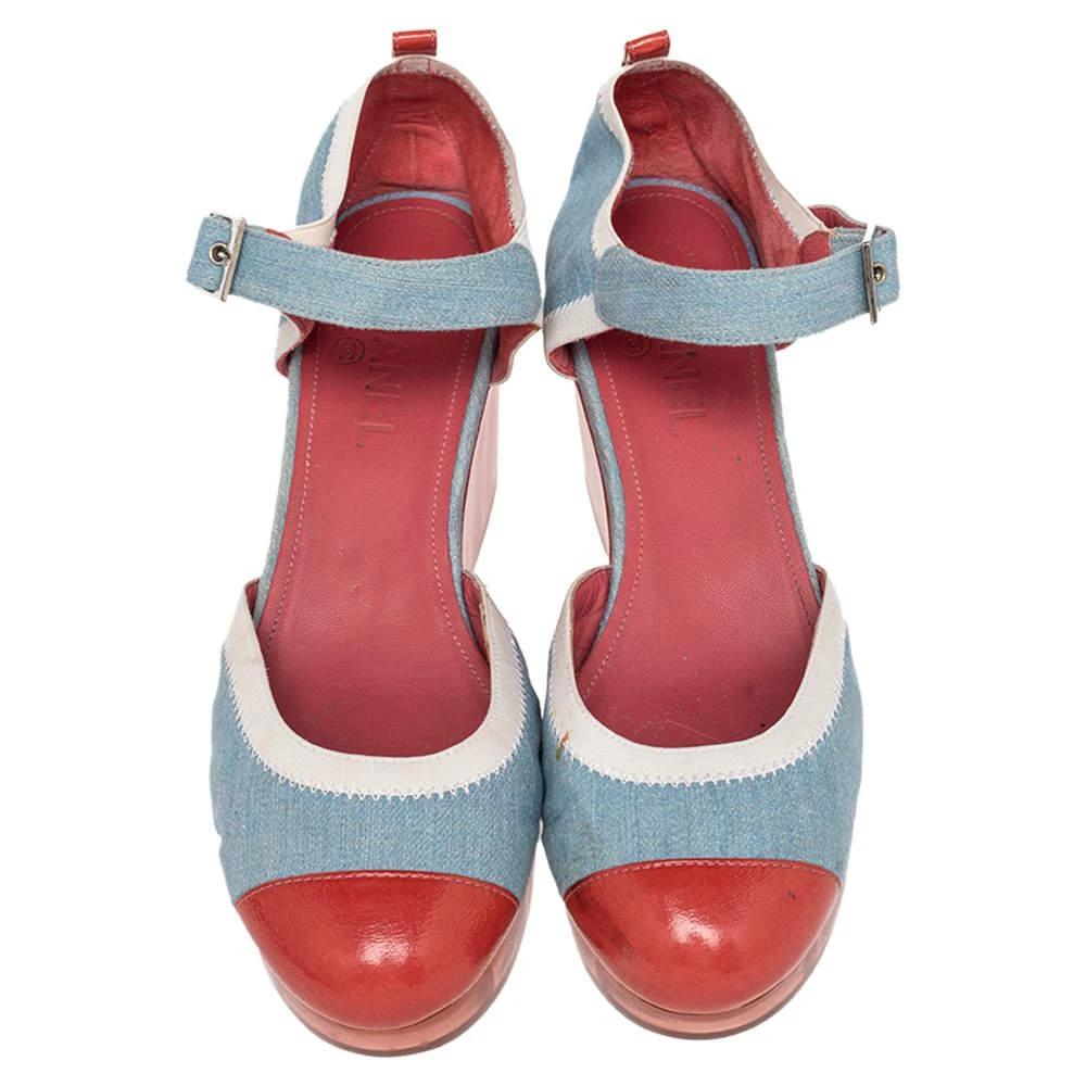 商品[二手商品] Chanel|Chanel Blue/Red Denim And Paten Leather CC Cap Toe Wedge Platform Ankle Strap Sandals Size 40,价格¥1925,第3张图片详细描述