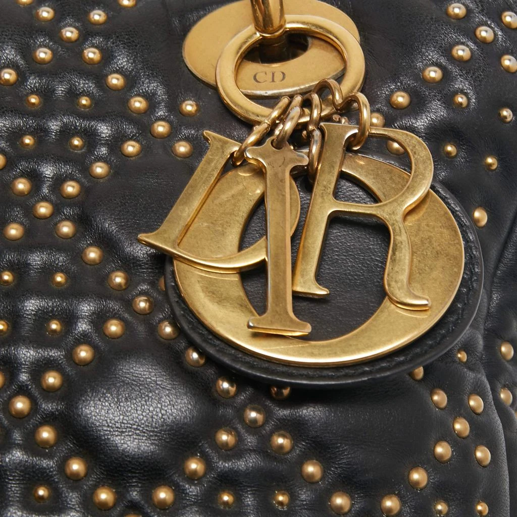 商品[二手商品] Dior|Dior Black Studded Leather Medium Supple Lady Dior Tote,价格¥14447,第5张图片详细描述