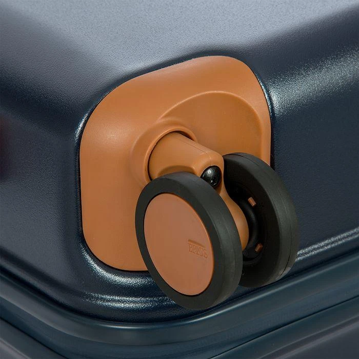 Amalfi 21" Carry On Spinner Suitcase 商品