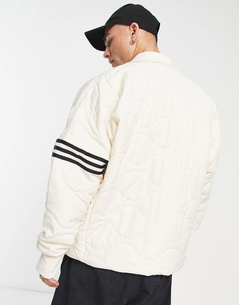 商品Adidas|adidas Originals Neuclassics 3 stripe quilted jacket in white,价格¥633,第2张图片详细描述