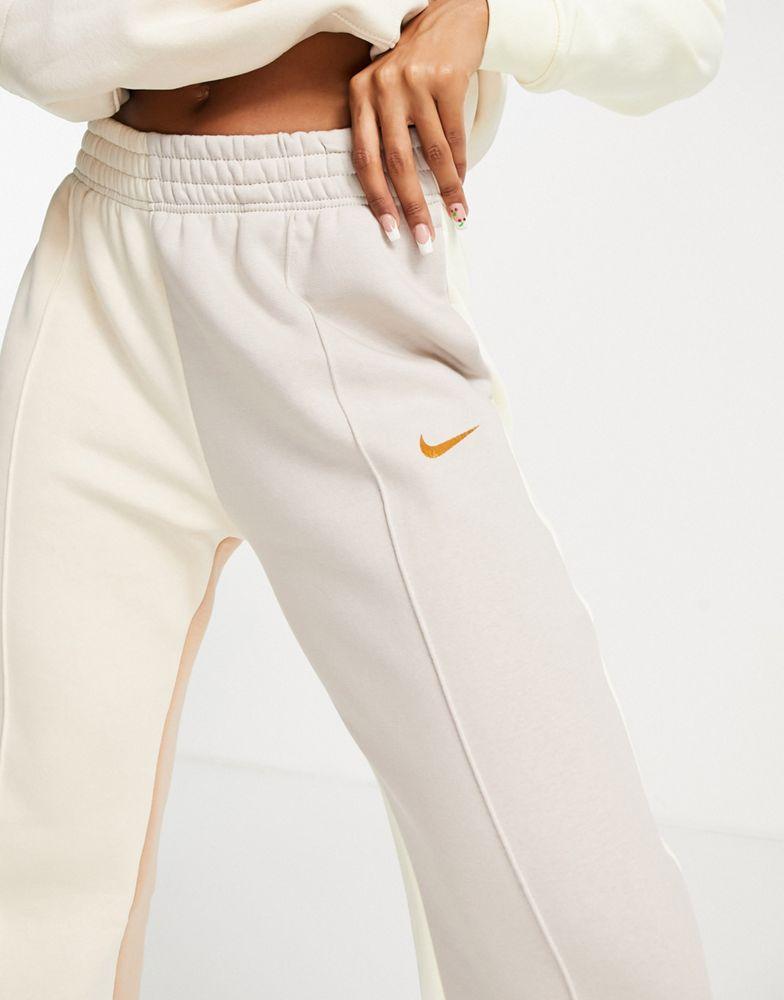 Nike Metallic Swoosh colour block joggers in cream and grey neutrals商品第3张图片规格展示