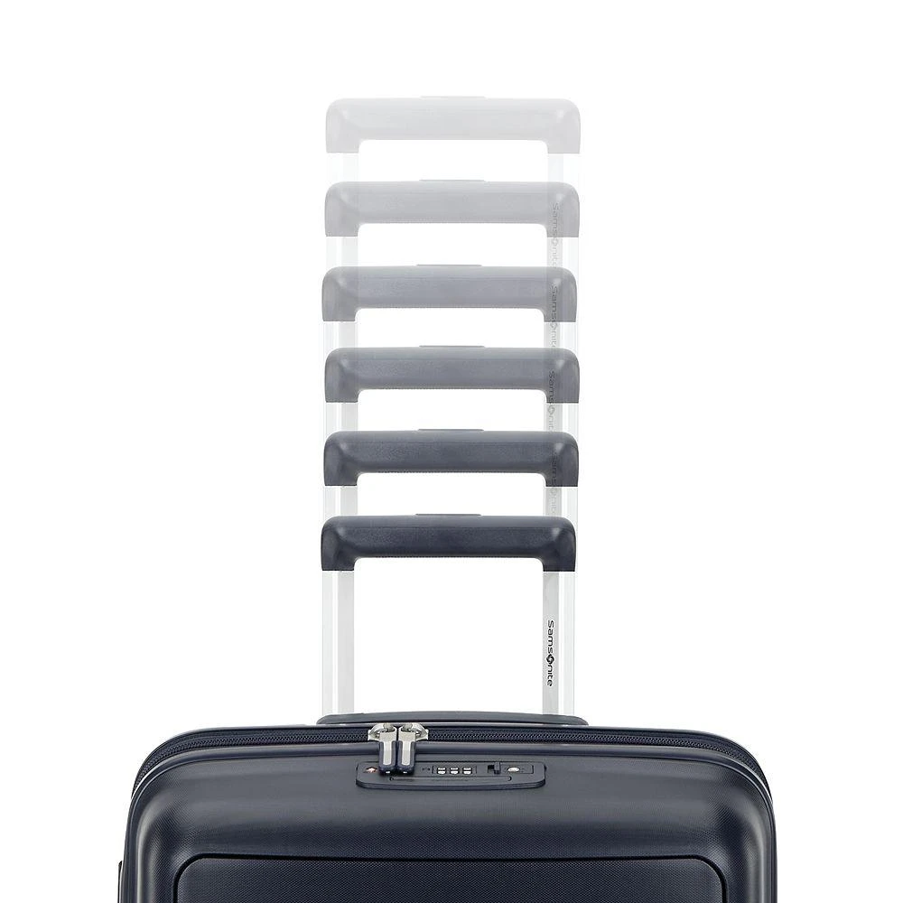 Elevation™ Plus Carry On Spinner Suitcase 22 x 14 商品