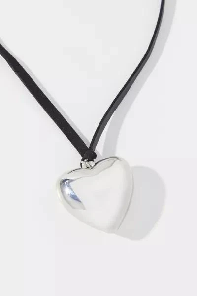 商品Urban Outfitters|Valentina Corded Heart Necklace,价格¥38,第3张图片详细描述