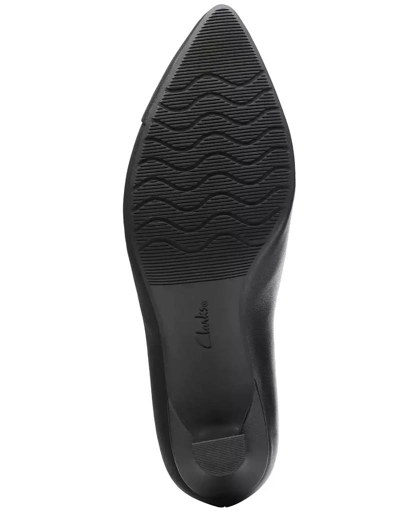 商品Clarks|Women's Kataleyna Rose Mixed-Media Comfort Pumps,价格¥440,第5张图片详细描述
