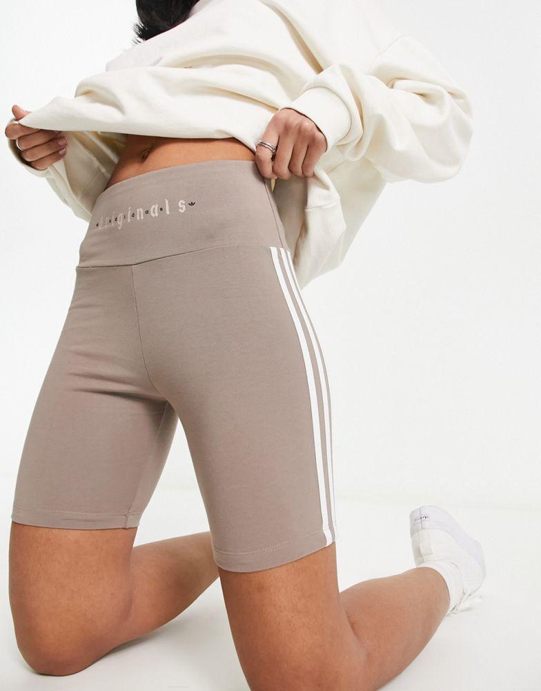 adidas Originals Gothcore 3 stripe legging shorts in chalk brown - BROWN商品第1张图片规格展示