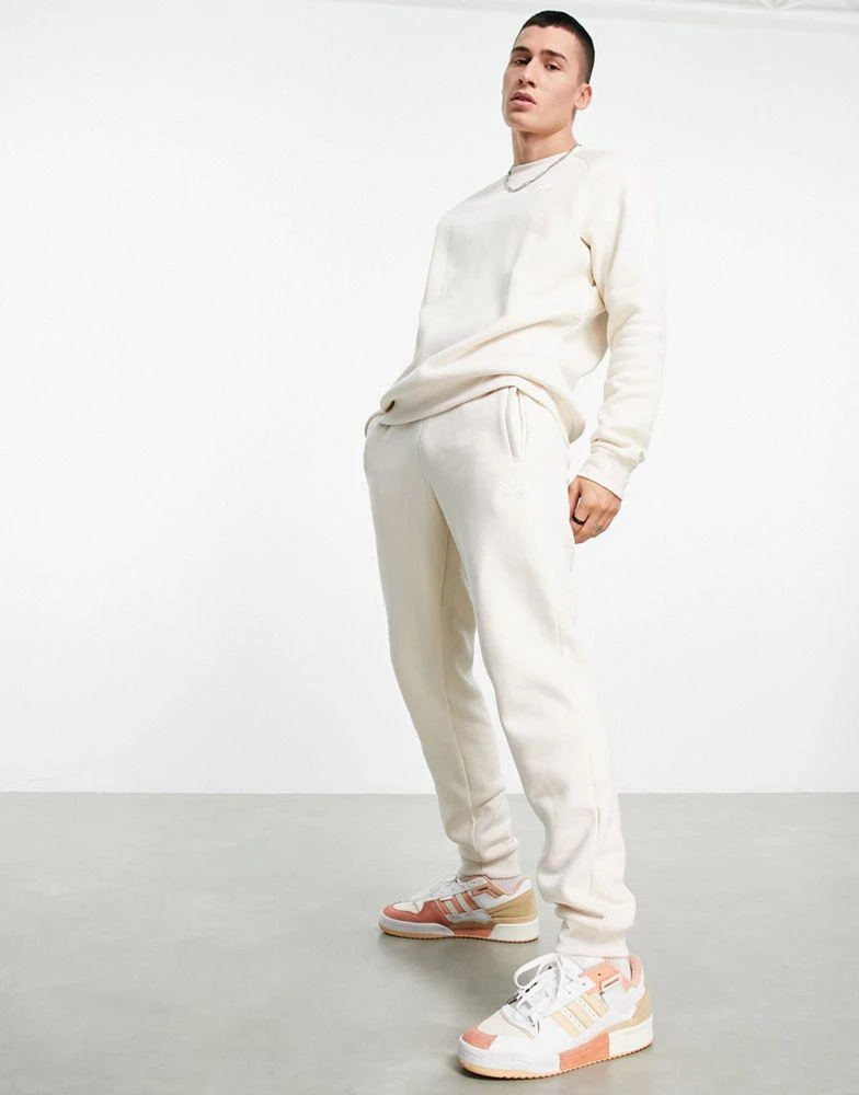 商品Adidas|adidas Originals Essentials joggers in wonder white,价格¥439,第1张图片