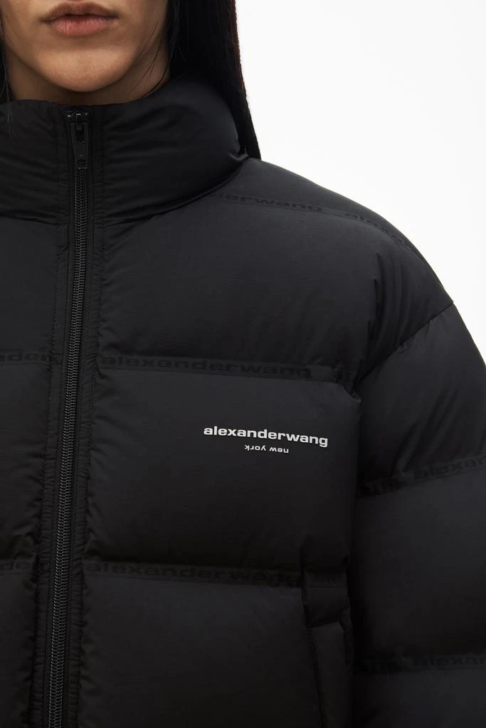 商品Alexander Wang|cropped puffer coat with reflective logo,价格¥5224,第5张图片详细描述