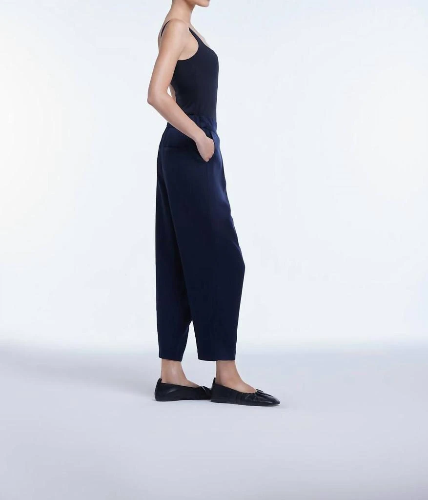 商品Dāl the Label|Dāl The Label - Mid-rise Tapered Pants,价格¥1049,第2张图片详细描述