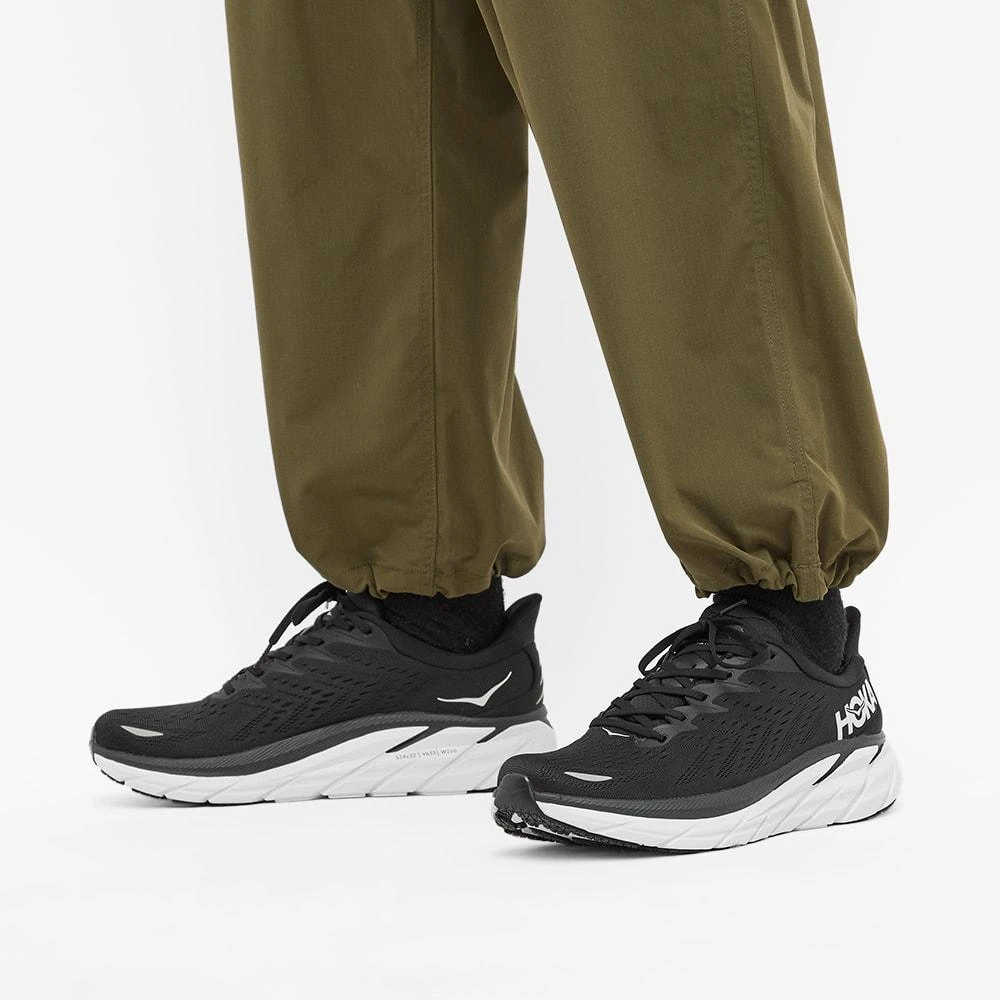 HOKA ONE ONE Clifton 8 Sneaker 商品