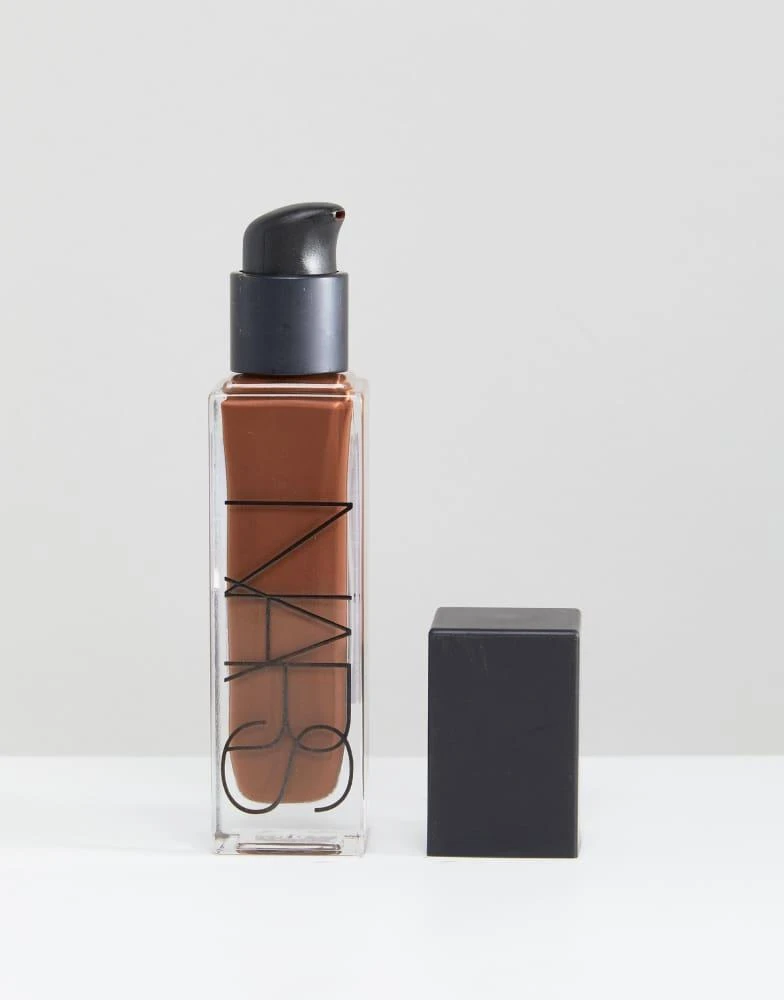 NARS Natural Radiant Longwear Foundation 商品