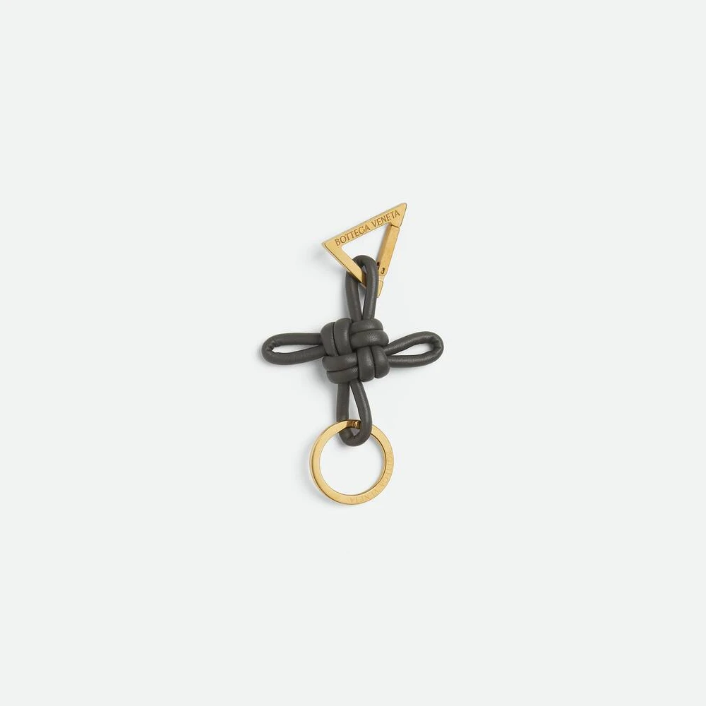 商品Bottega Veneta|【预售】 BV葆蝶家 24秋冬 女士 钥匙扣 Porte-Clés Triangle Carré Double Knot 619100V00501408,价格¥3166,第1张图片