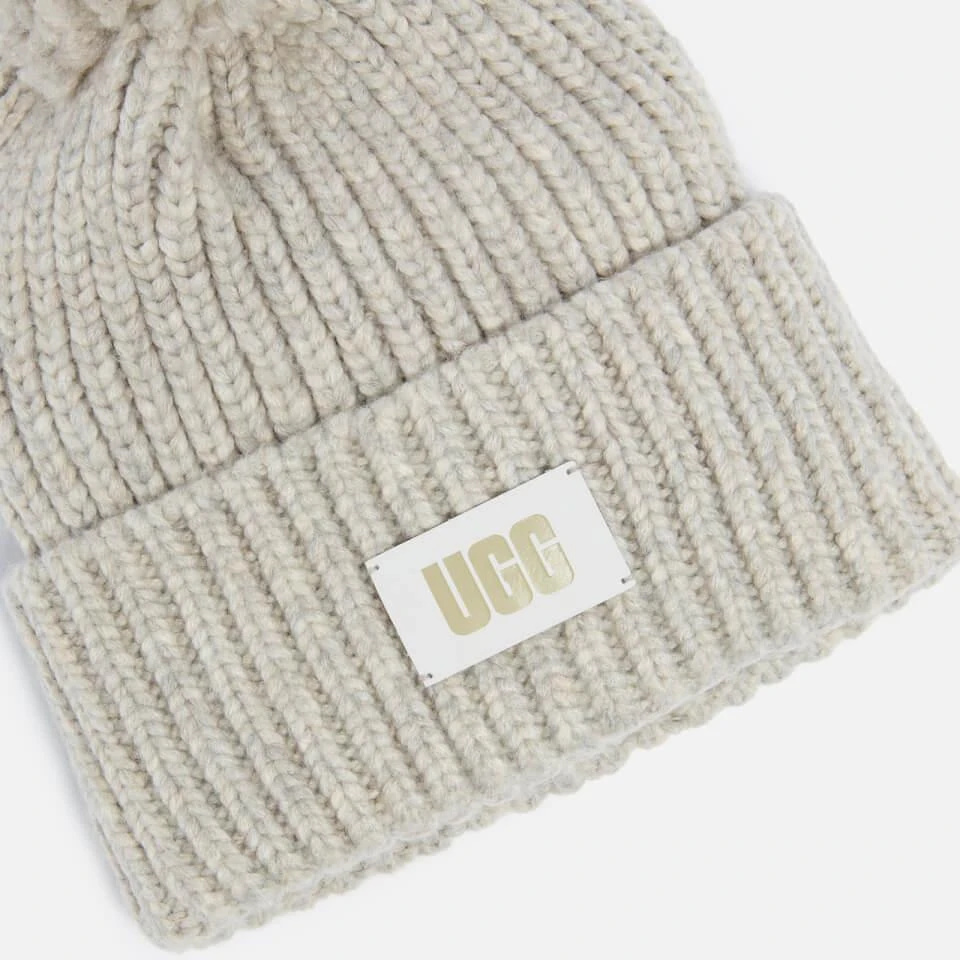 商品UGG|UGG Airy Pom-Pom Rib-Knitted Beanie,价格¥495,第3张图片详细描述