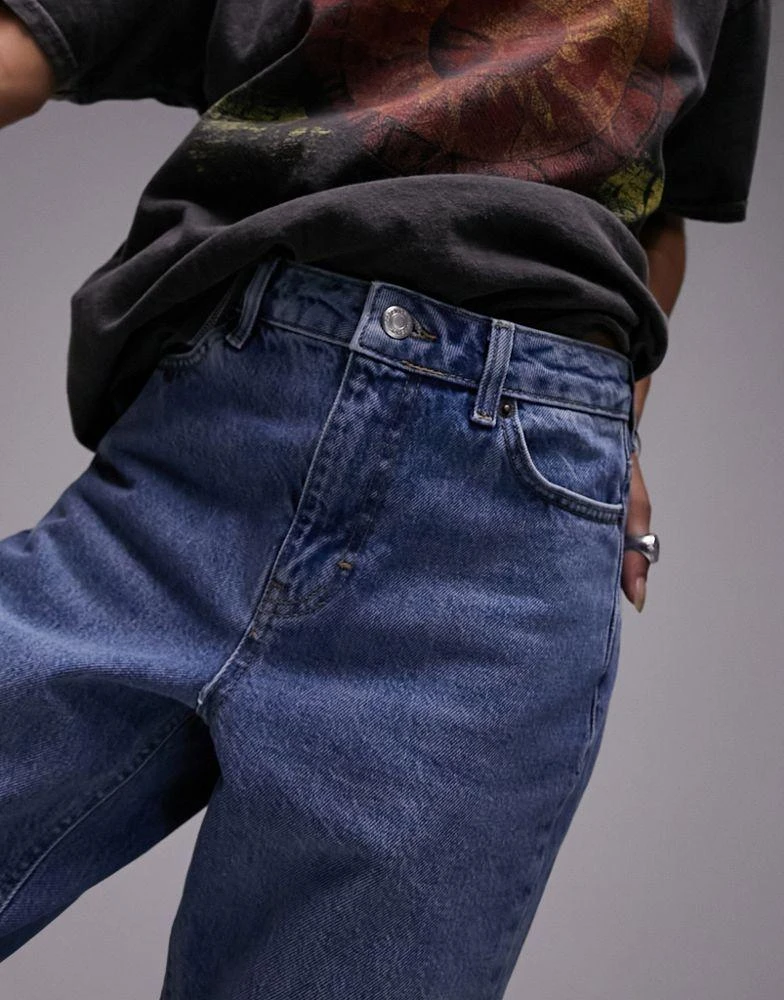 商品Topshop|Topshop Mom jeans in mid blue,价格¥232,第3张图片详细描述