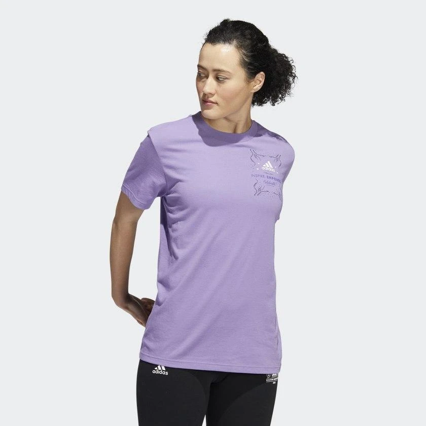 商品Adidas|Women's adidas Boston Marathon 2022 Tuesday Morning Tee,价格¥198,第4张图片详细描述