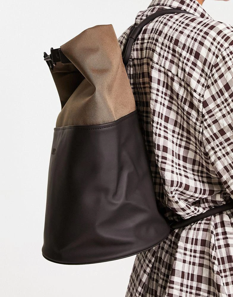 商品RAINS|Rains sling bucket bag mini in black colourblock,价格¥508,第1张图片