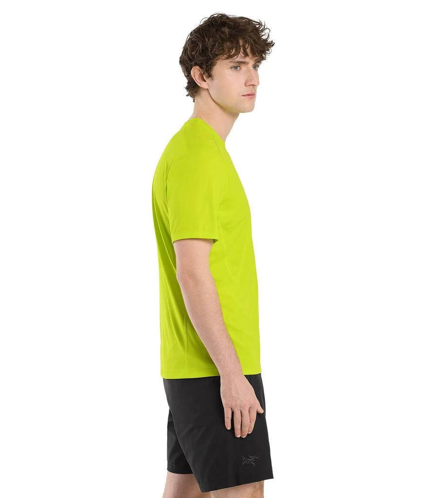 商品Arc'teryx|Arc'teryx Motus Crew Neck Shirt SS Men's | Lightweight Exceptionally Moisture Wicking Short Sleeve Training Shirt,价格¥416,第4张图片详细描述