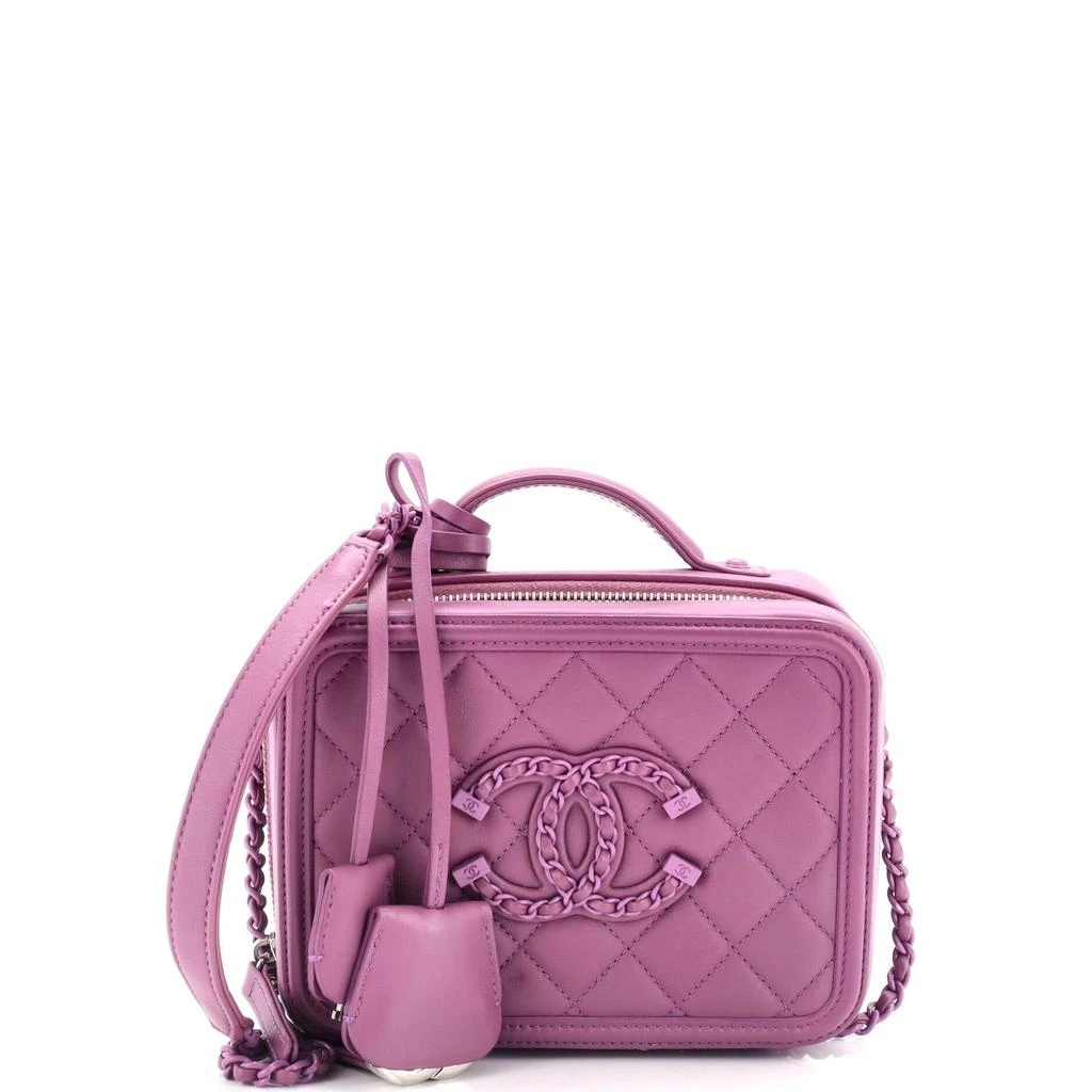 商品Chanel|Filigree Vanity Case Quilted Lambskin with Chain Detail Small,价格¥27713,第1张图片