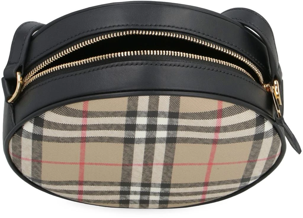 商品Burberry|Burberry Vintage Check Zip-Around Louise Crossbody Bag,价格¥6362,第5张图片详细描述