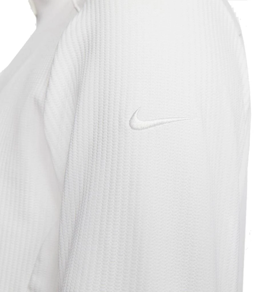 商品NIKE|Nike Women's Dri-FIT UV Victory ½-Zip Golf Jacket,价格¥439,第3张图片详细描述