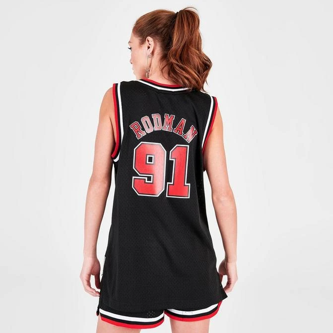 商品Mitchell and Ness|Women's Mitchell & Ness Chicago Bulls Alternate NBA Dennis Rodman Hardwood Classics 1997-98 Swingman Jersey,价格¥377,第1张图片