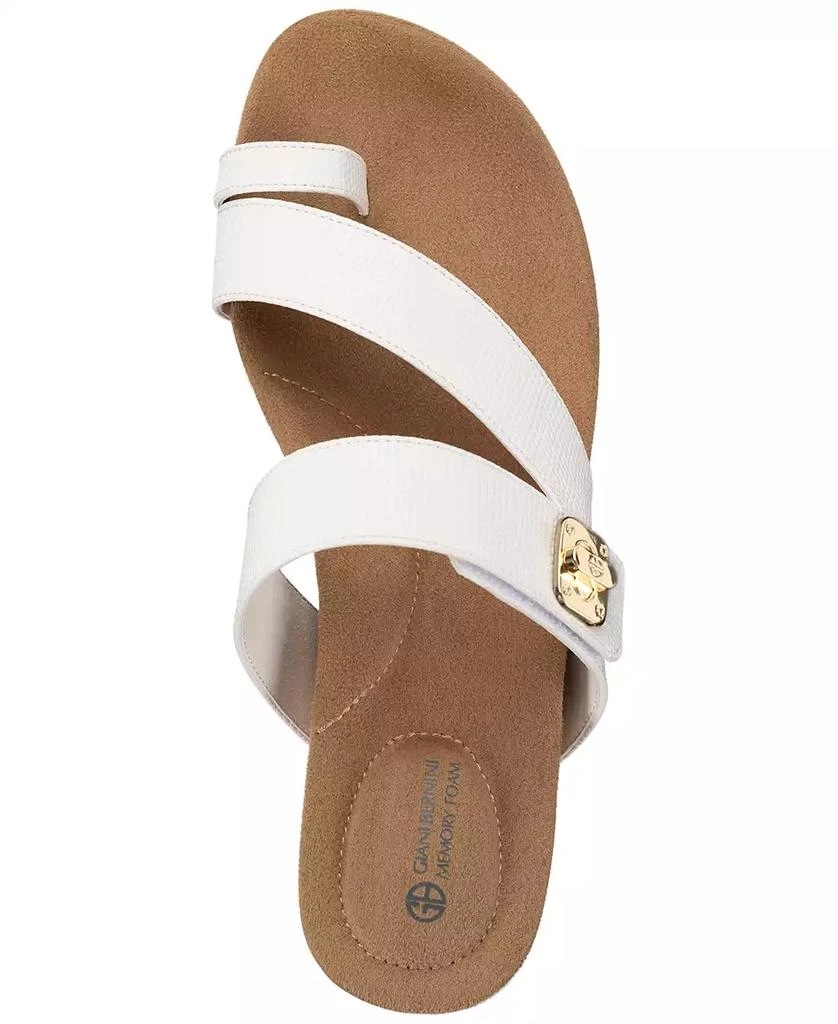 商品Giani Bernini|Women's Rilleyy Memory Foam Footbed Flat Sandals, Created for Macy's,价格¥258,第4张图片详细描述