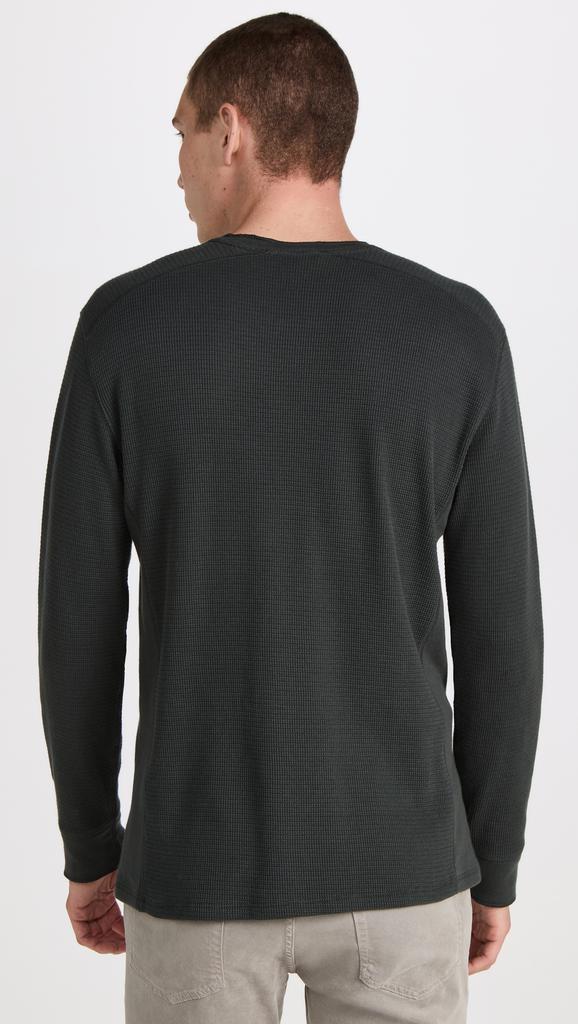 商品Vince|Vince Long Sleeve Thermal Crew Tee,价格¥426,第5张图片详细描述