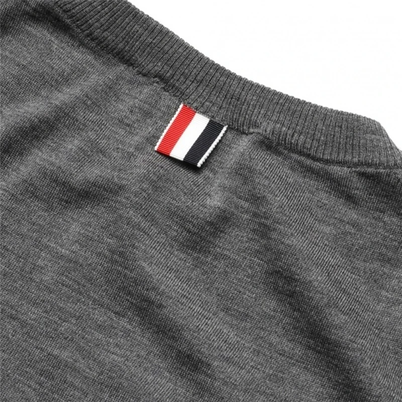 THOM BROWNE 灰色男士针织衫/毛衣 MKA002A-Y1014-038 商品