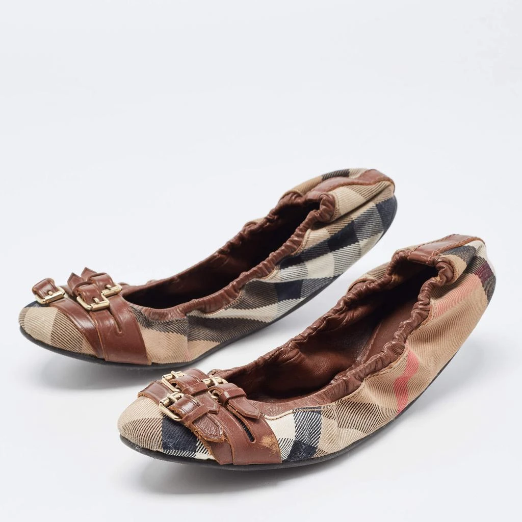 商品[二手商品] Burberry|Burberry Tricolor Leather and House Check Canvas Buckle Detail Scrunch Ballet Flats Size 38,价格¥879,第2张图片详细描述