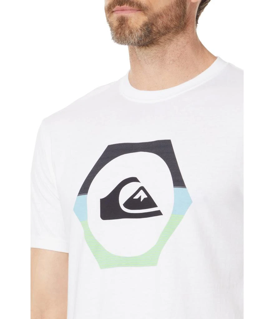 商品Quiksilver|Shapeshifter Short Sleeve Tee,价格¥210,第3张图片详细描述