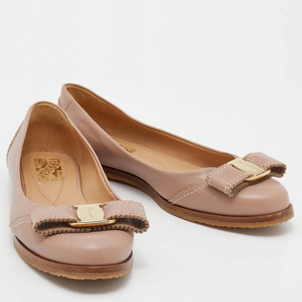 商品[二手商品] Salvatore Ferragamo|Salvatore Ferragamo French Pink Leather Vara Bow Ballet Flats Size 36,价格¥1091,第4张图片详细描述
