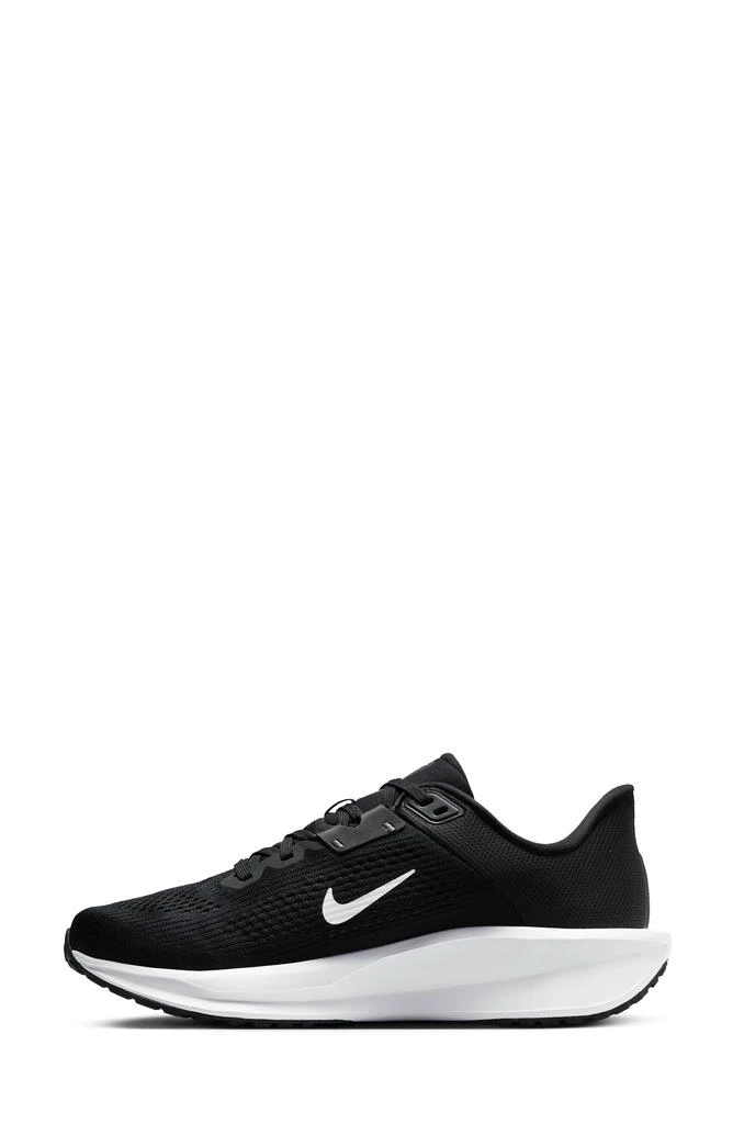 Quest 6 Running Shoe 商品