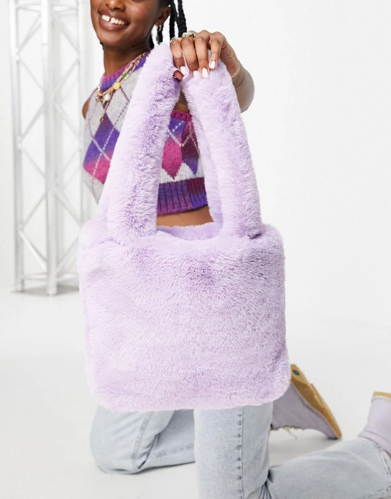 商品ASOS| ASOS DESIGN mini tote bag in lilac faux fur ,价格¥89,第1张图片