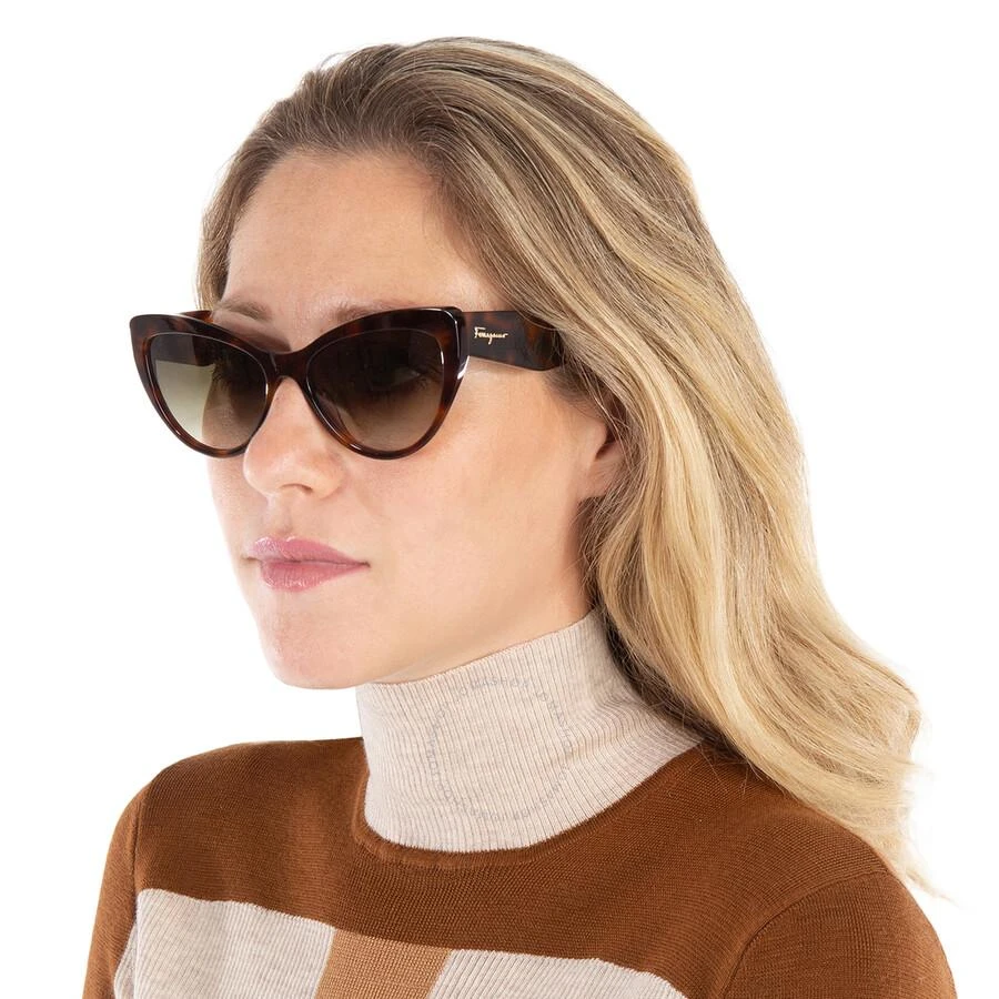 商品Salvatore Ferragamo|Salvatore Ferragamo Green Gradient Cat Eye Ladies Sunglasses SF930S 238 56,价格¥593,第2张图片详细描述