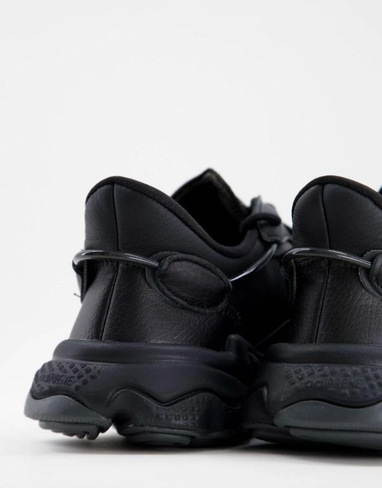 商品Adidas|adidas Originals Ozweego trainers in triple black,价格¥709,第3张图片详细描述