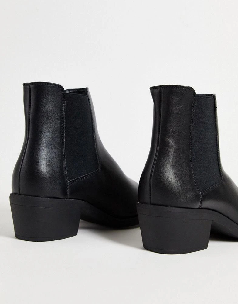 商品ASOS|ASOS DESIGN cuban heel western chelsea boots in black faux leather with metal hardware,价格¥244,第2张图片详细描述