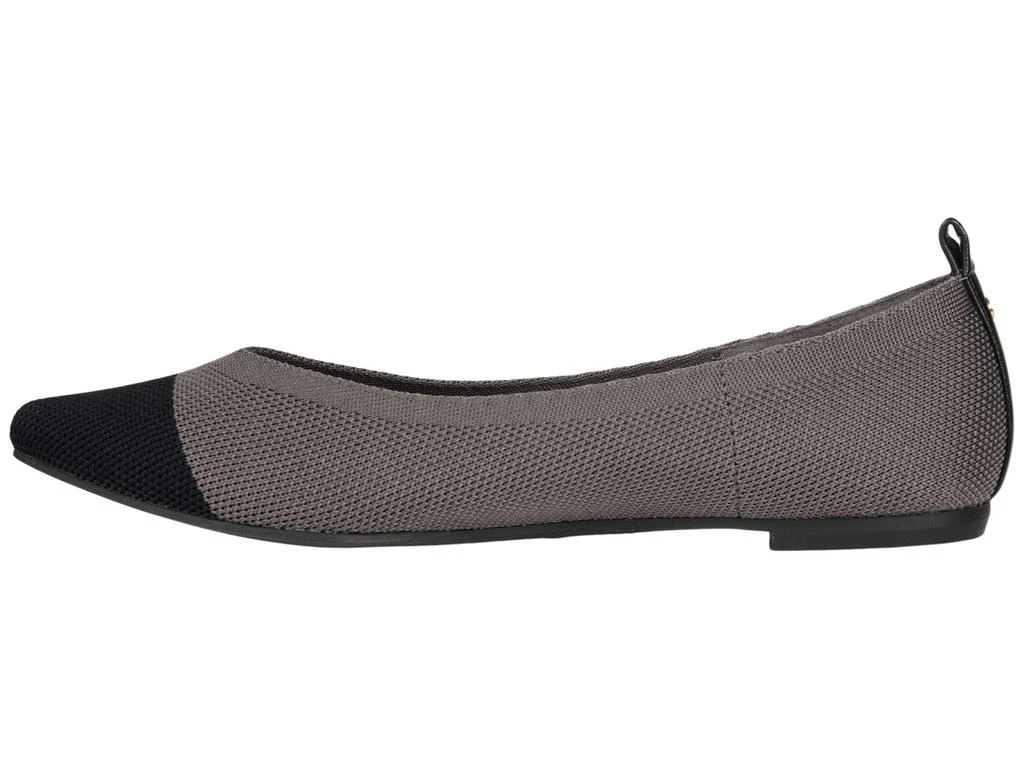 商品Journee Collection|Comfort Foam™ Veata Flat,价格¥375,第4张图片详细描述